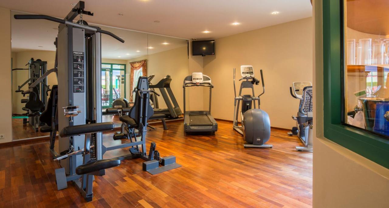 Victor'S Residenz-Hotel Schloss Berg Нениг Екстериор снимка A gym