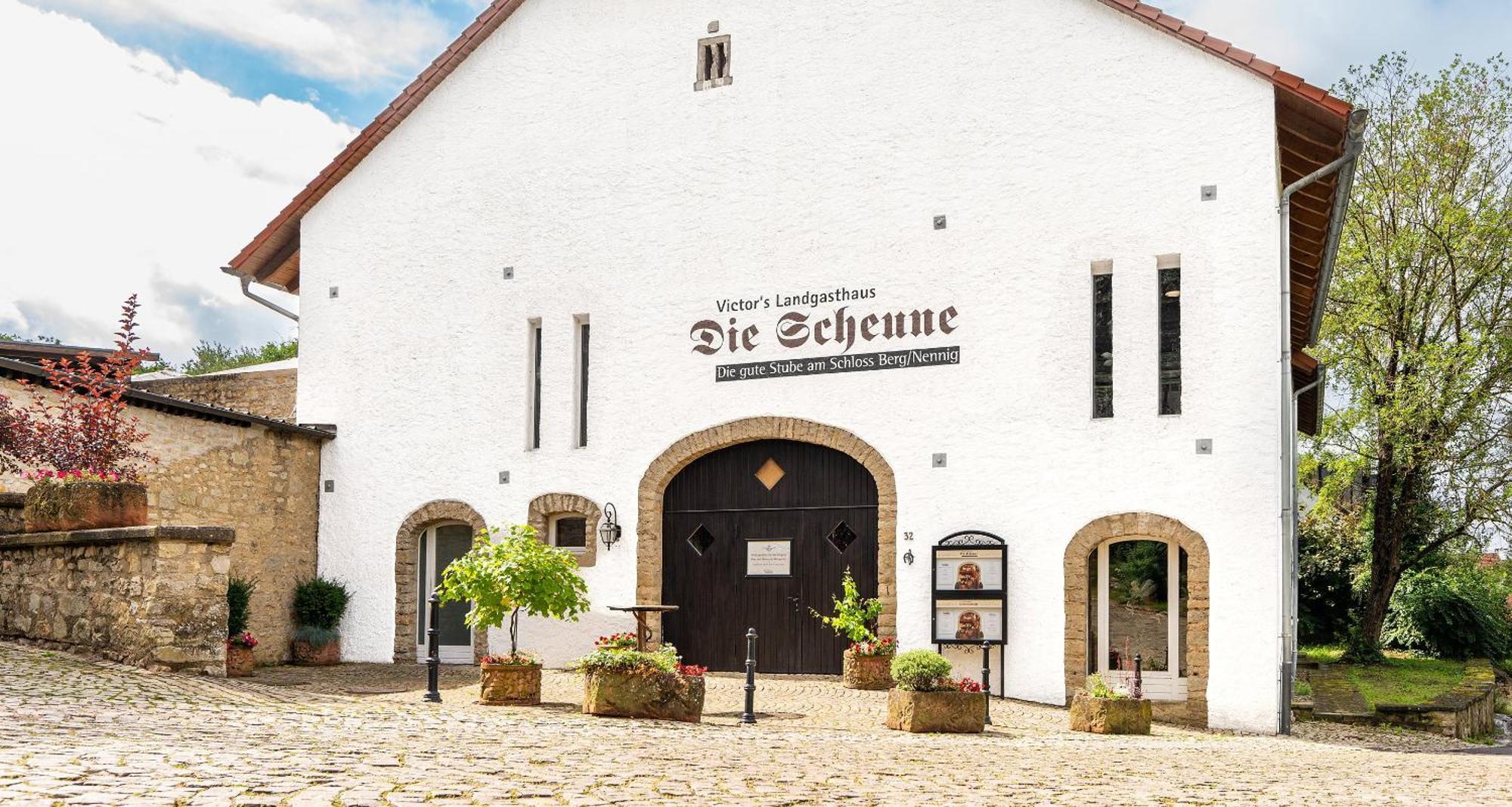 Victor'S Residenz-Hotel Schloss Berg Нениг Екстериор снимка The wine museum Die Scheune
